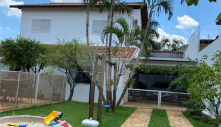 Casa à venda com 4 quartos, sendo 1 suíte,  em Parque Santa Mônica, São Carlos, SP