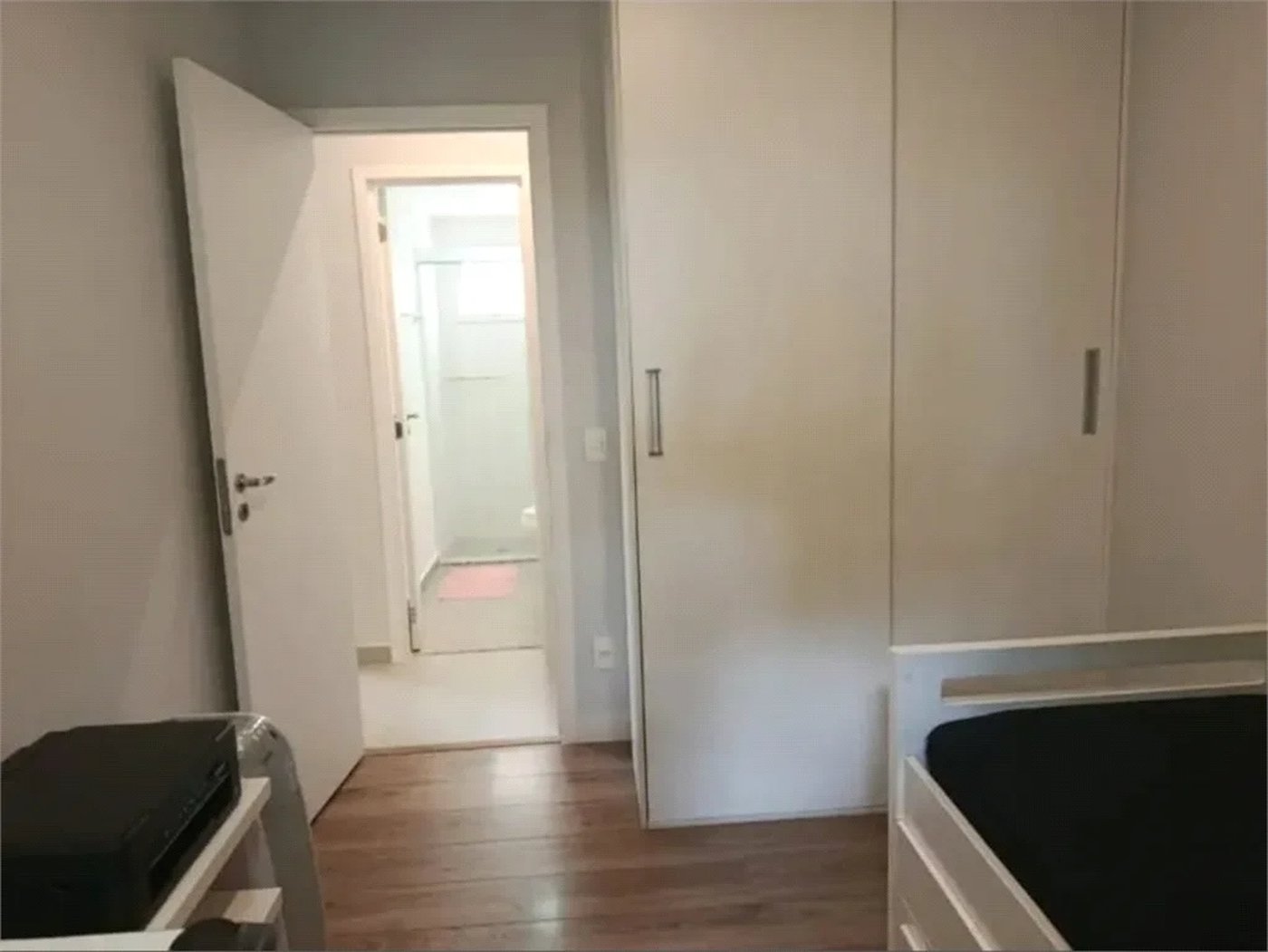 Apartamento à venda com 3 quartos, sendo 1 suíte,  em Vila Gomes, São Paulo, SP
