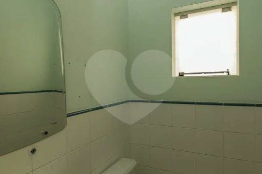 Sobrado Comercial à Venda ou Locação na Vila Mascote