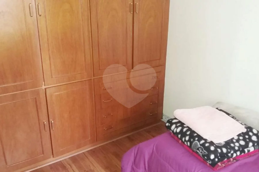 Sobrado de 105m2 à venda com 3 dormitórios na Vila Santa Catarina