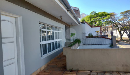 Casa de Vila à venda com 4 suítes em Jardim Londrina, São Paulo, SP