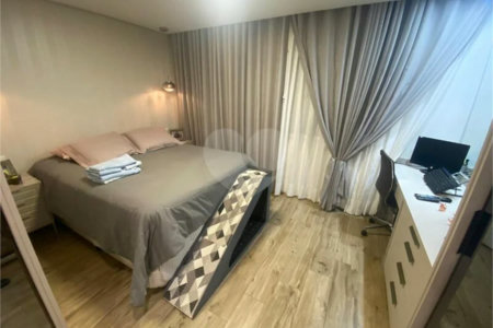 Sobrado à venda com 5 quartos, sendo 4 suítes, em Jardim Prudência, São Paulo, SP
