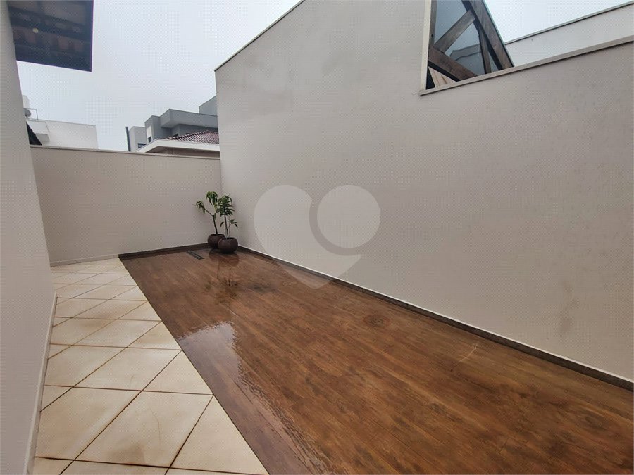Casa à venda com 3 quartos, sendo 1 suíte,  no condomínio Bosque São Carlos, São Carlos - SP