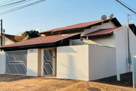 Casa para alugar com 3 quartos, sendo 1 suíte, em Colinos, Três Lagoas, MS