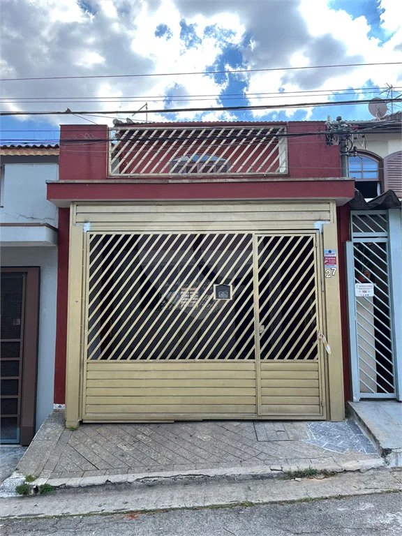 Casa com 125m², 2 dormitórios, 1 vaga, à venda na Vila Harmonia em Guarulhos.
