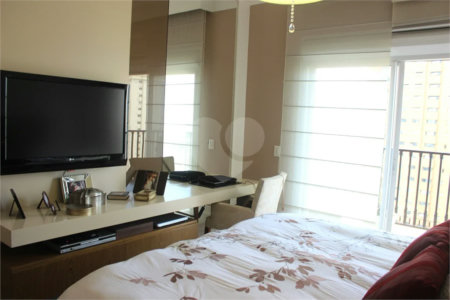 Apartamento na Vila Mariana com 5 dormitórios 04 suítes à venda