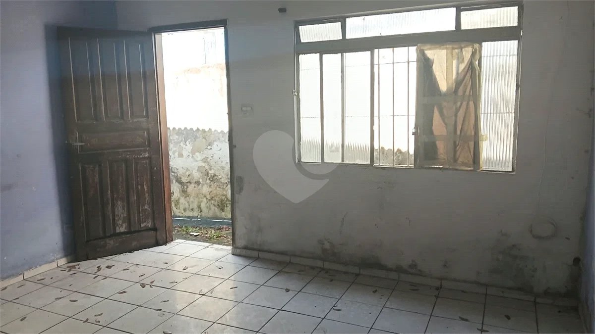 OPORTUNIDADE! ÓTIMO PARA INVESTIDOR. TERRENO 307 M²- Proximidade JABAQUARA
