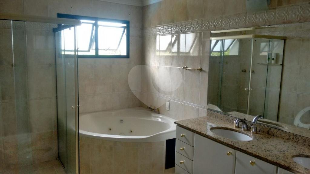 Excelente Apto à venda na Saúde c/240 m2 - 3 Suites/4 Vagas