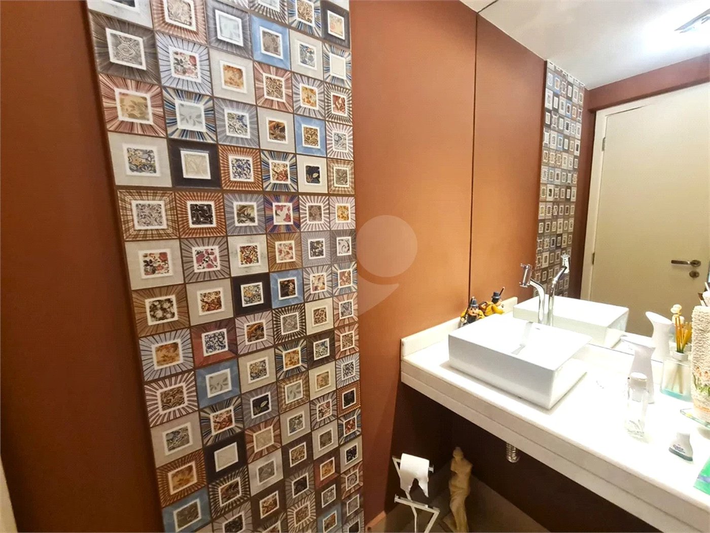 Apartamento à venda com 4 quartos, sendo 3 suítes, em Jardim Marajoara, São Paulo, SP