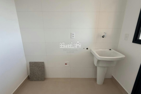 Apartamento à venda com 2 suítes em Alvinópolis, Atibaia, SP