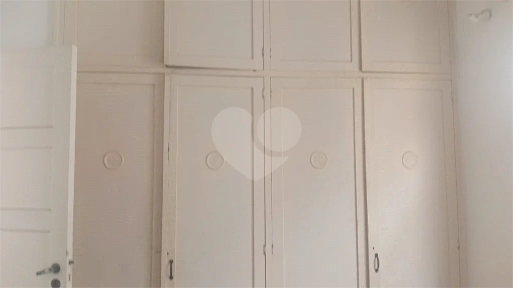 Apartamento à venda no Boqueirão, 3 quartos (2 suítes), garagem