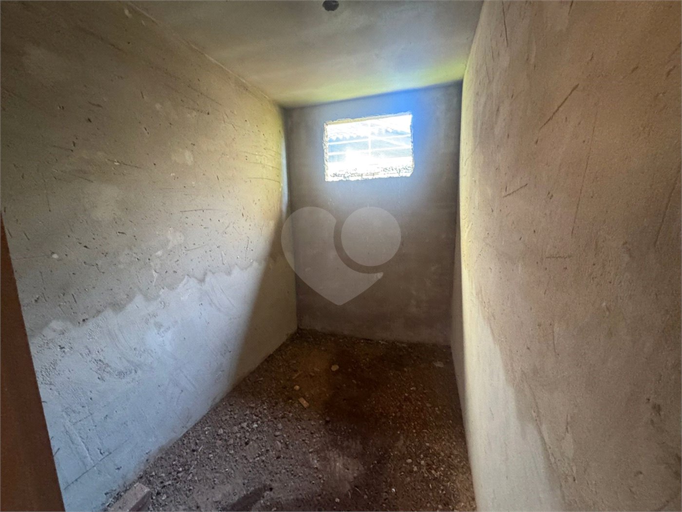 Casa á venda com 03 dormitórios, no residencial Itamarati em São Carlos.