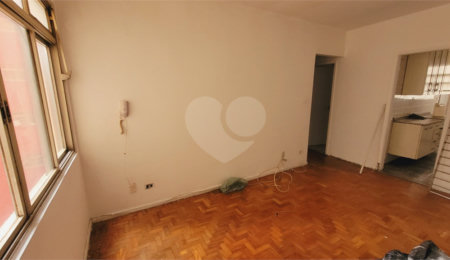 Apartamento à venda com 2 quartos em Aclimação, São Paulo, SP