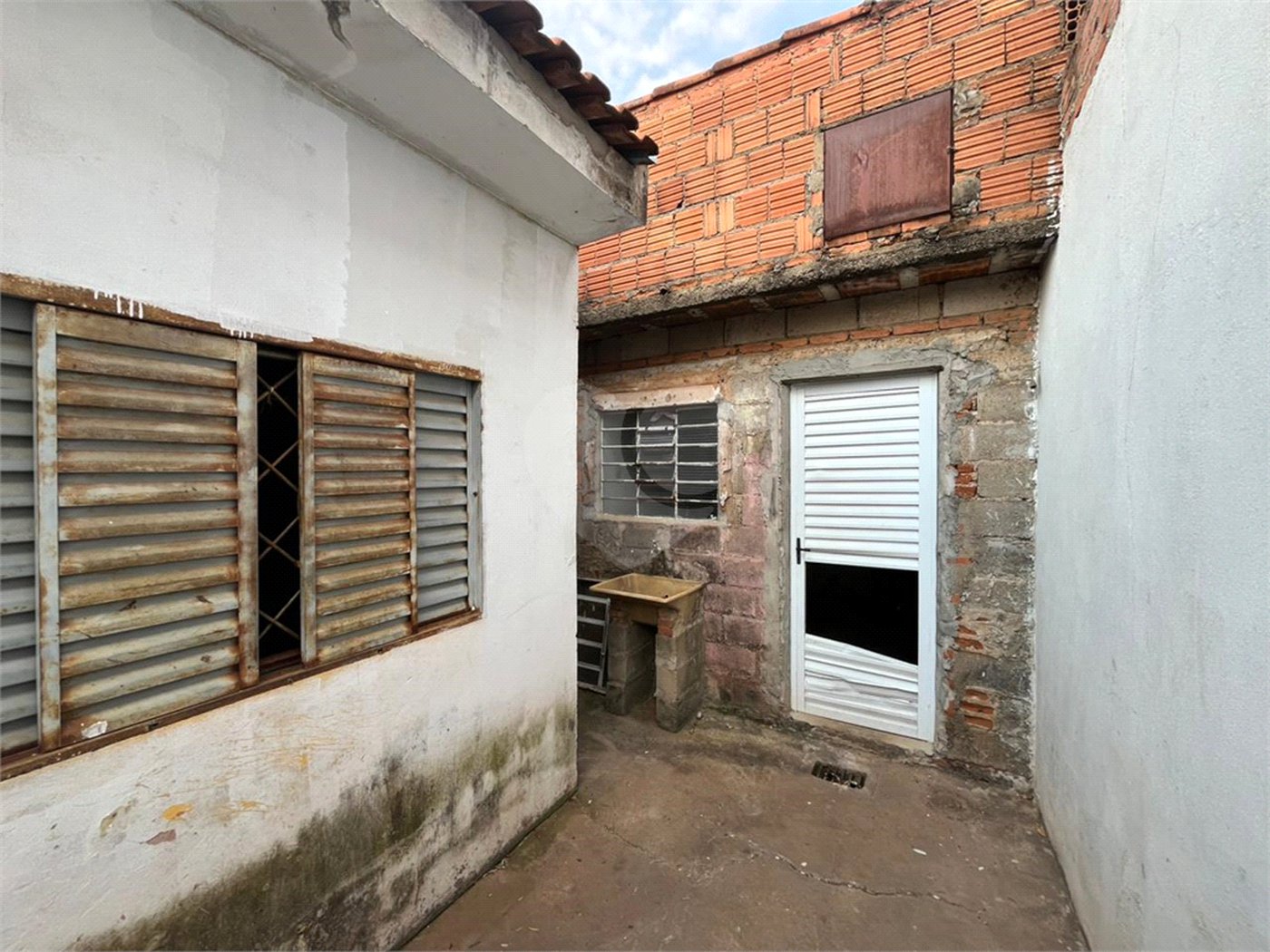 Casa a venda com 3 dormitórios no Recreio São Judas Tadeu