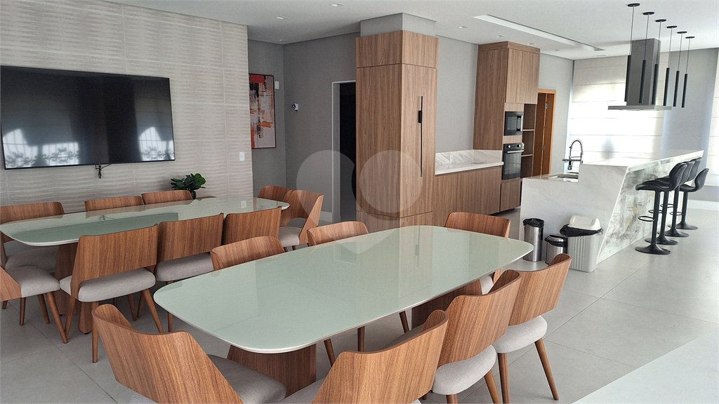 Apartamento a venda em Perdizes, 3 dormitórios, sendo 2 suítes e 2 vagas de garagem