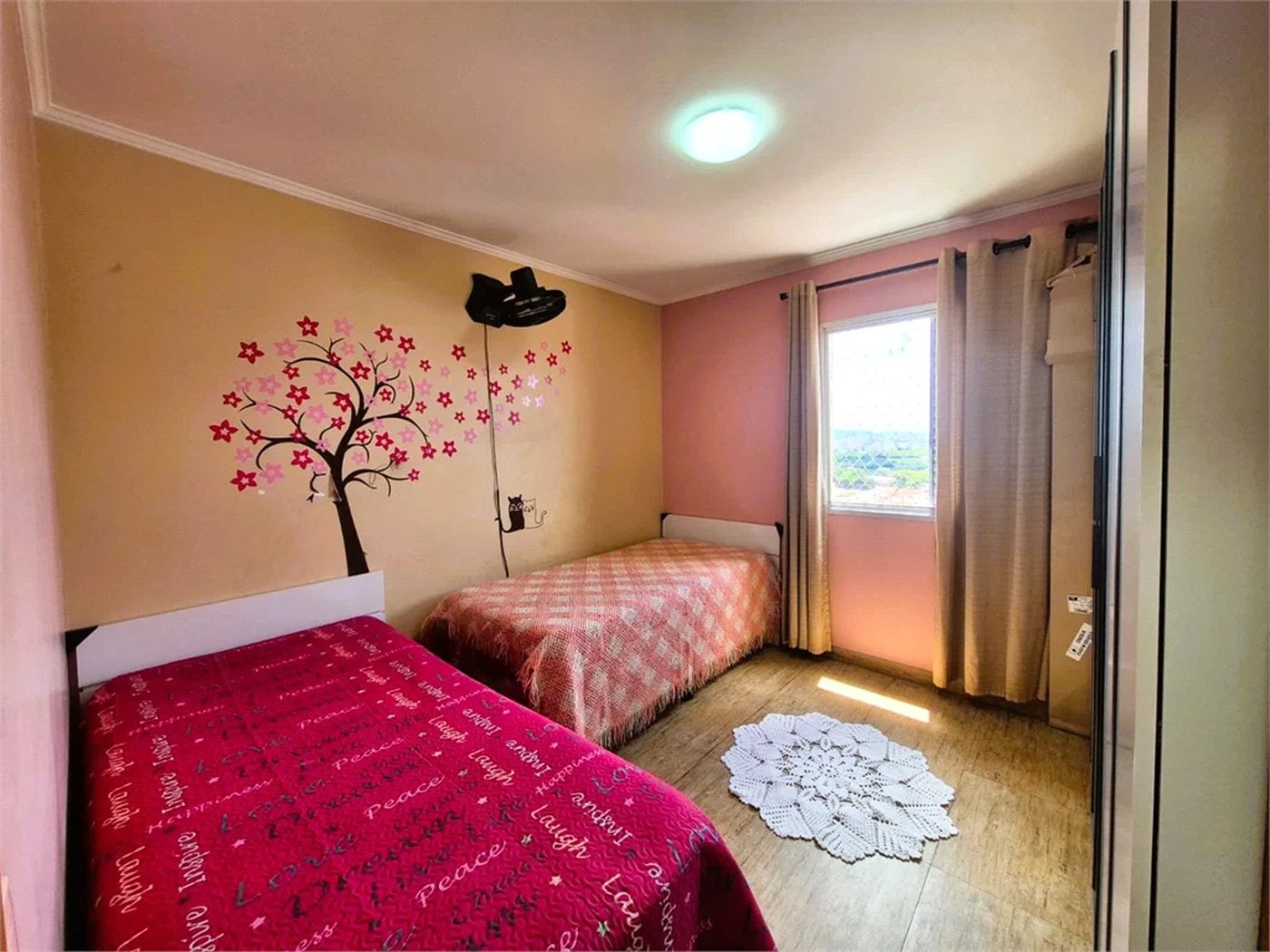 Apartamento à Venda no Condomínio Mansão do Butantã 105m² 3 quartos, suíte, 2 vagas cobertas, varanda