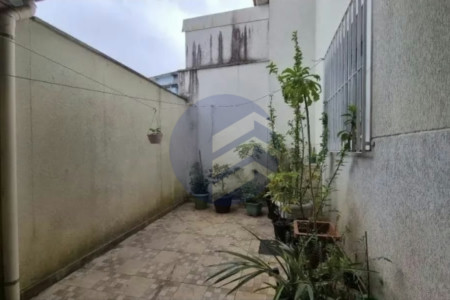Casa à venda com 2 quartos, sendo 2 suítes, em Jardim Monte Alegre, São Paulo - SP