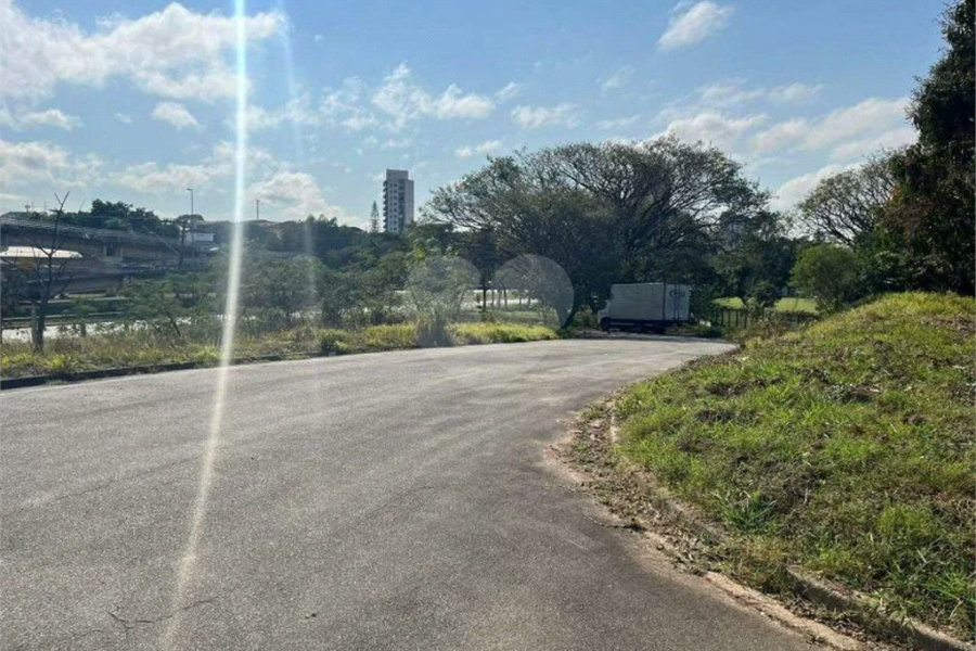 Oportunidade Única !! Terreno à venda na Anhanguera. 20 mil metros quadrados.