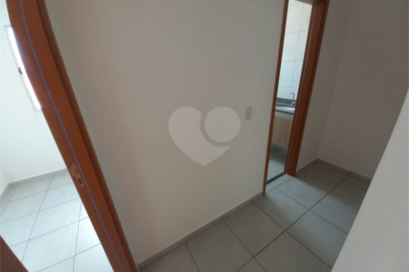 Apartamento no Condomínio Mirante Araucária.