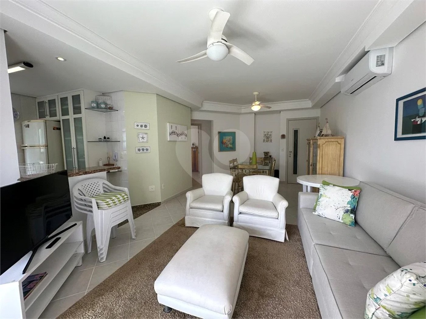 Apartamento à venda com 3 quartos, sendo 1 suíte, em Riviera de São Lourenço, Bertioga, SP