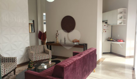 Casa à venda com 3 suítes em Jardim Bounganville, Araraquara, SP