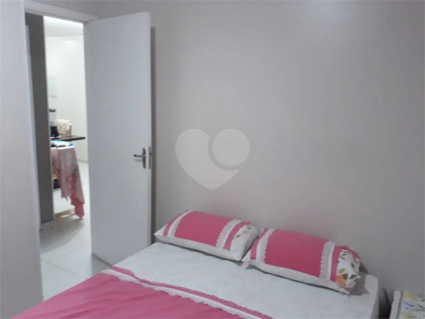Apartamento à venda com 2 quartos em Vila Paranaguá, São Paulo, SP