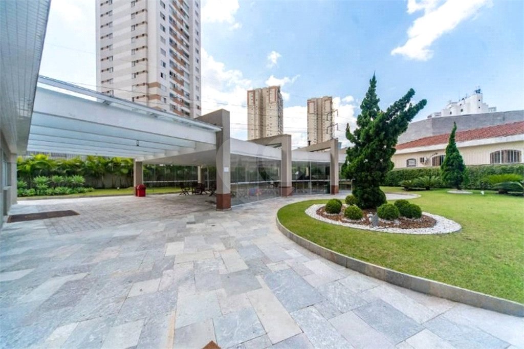 Apartamento na Mooca 3 suítes 108m² com 2 vagas, repleto de área de lazer.
