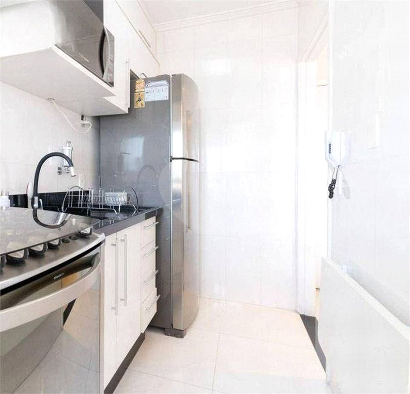 Apartamento Condominio Clube em Pinheiros com 90 m² Útil com 3 dormitórios sendo 1 suíte com 1 Vagas