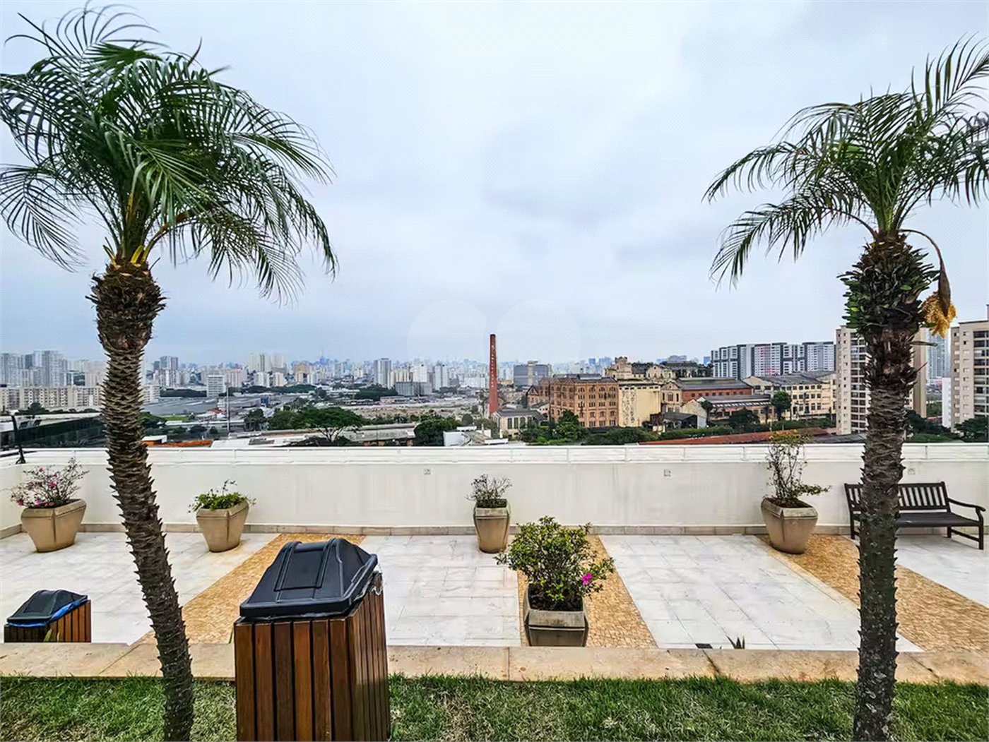 Na Mooca á venda Apartamento / Studio com 51m² 1 dormitório e 1 vaga.