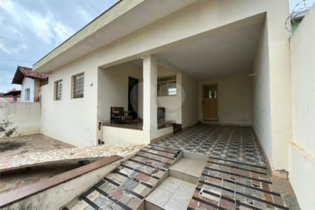 Casa a venda na Cidade Jardim com 3 dormitorios e 1 suite