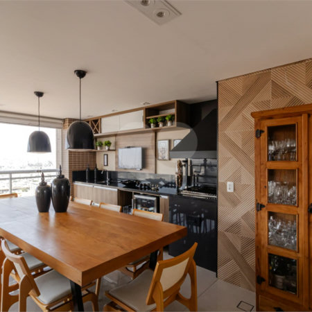 APARTAMENTO IPIRANGA COM 4 SUÍTES E 3 VAGAS - REFORMADO!