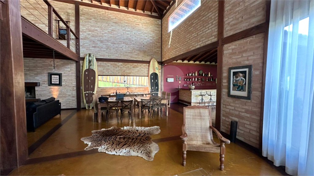Casa para venda no Condomínio Vivenda do Broa.
