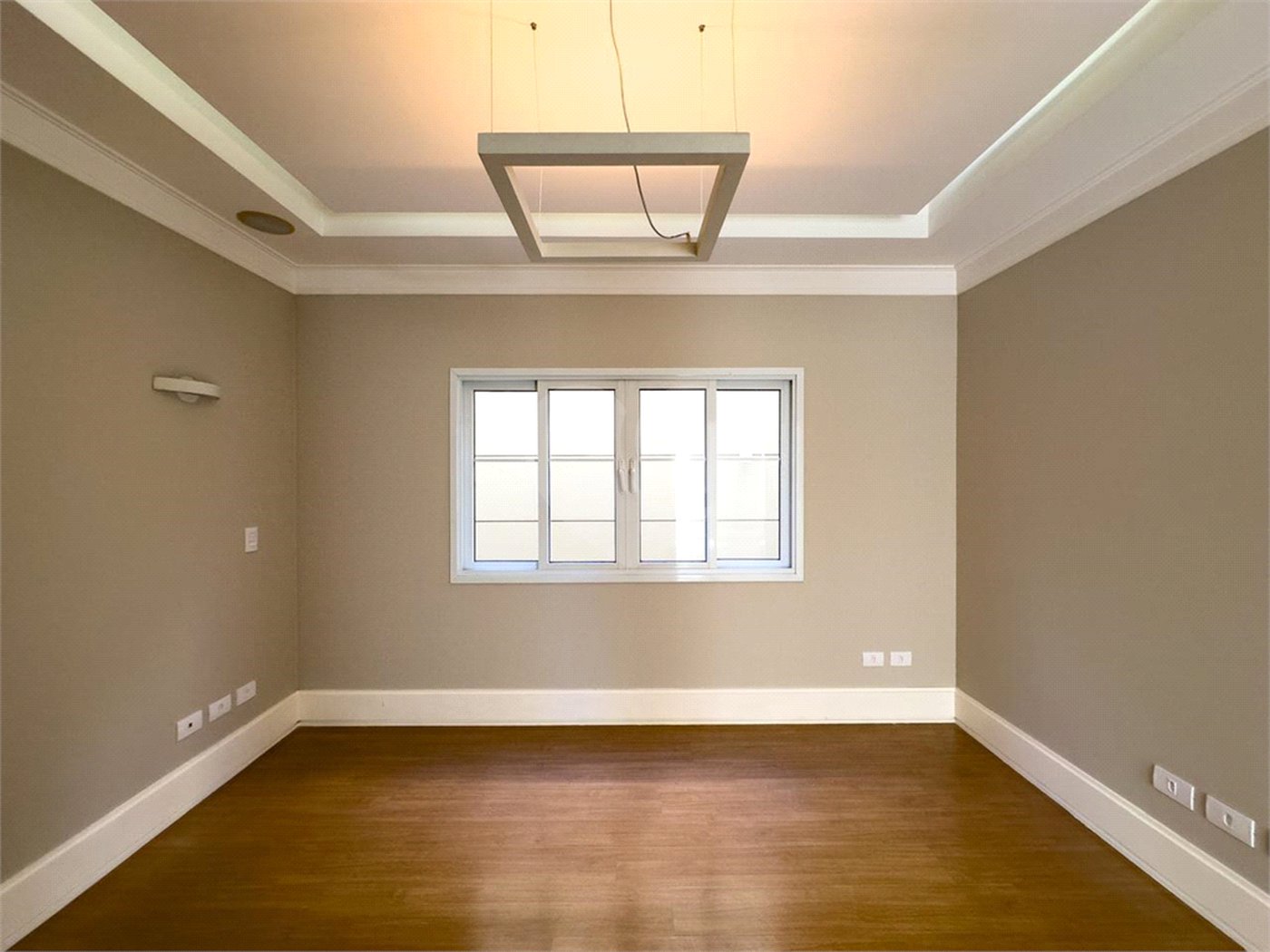 Lindo sobrado para venda em Indaiatuba/SP - Condomínio Esplendor. R$ 3.300.000,00.