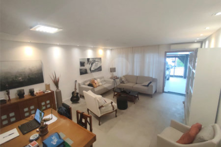 Excelente imóvel para locação comercial com 220m² e vaga no Anália Franco !!