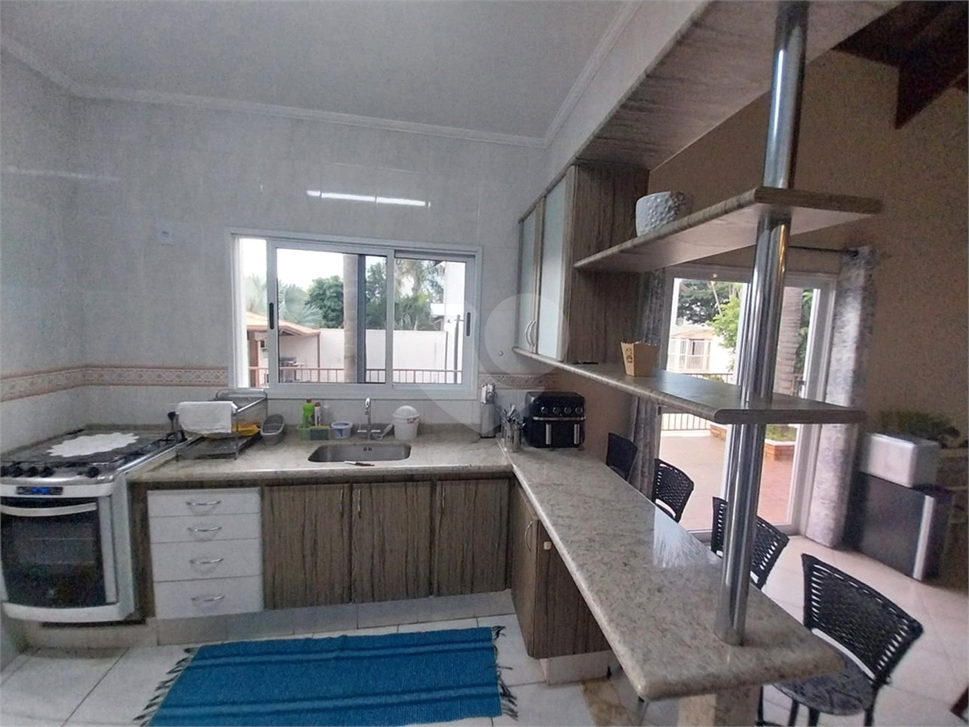 Casa Térrea Disponível para Locação e Venda no Condomínio Vilaggio Capriccio