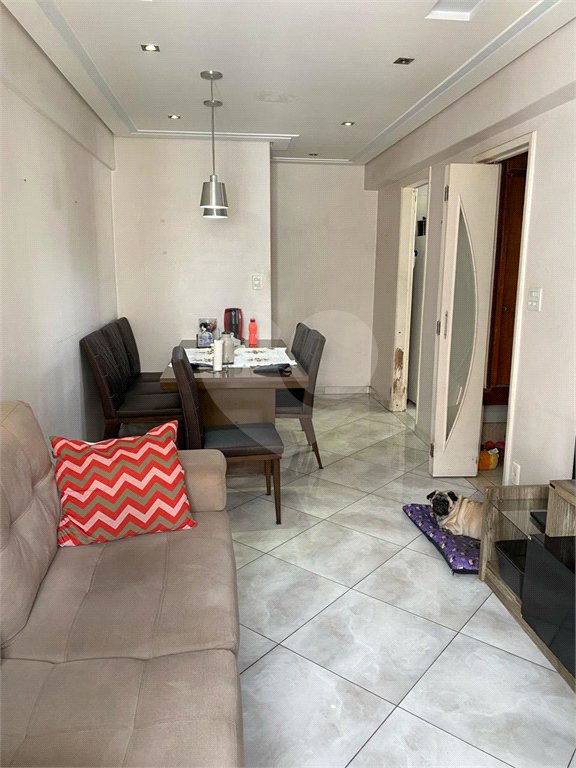Apartamento à venda na Rua Sapucaia – Conforto e localização privilegiada!