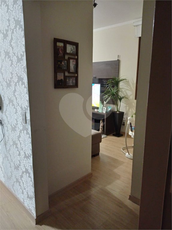 Apartamento com 2 dormitórios