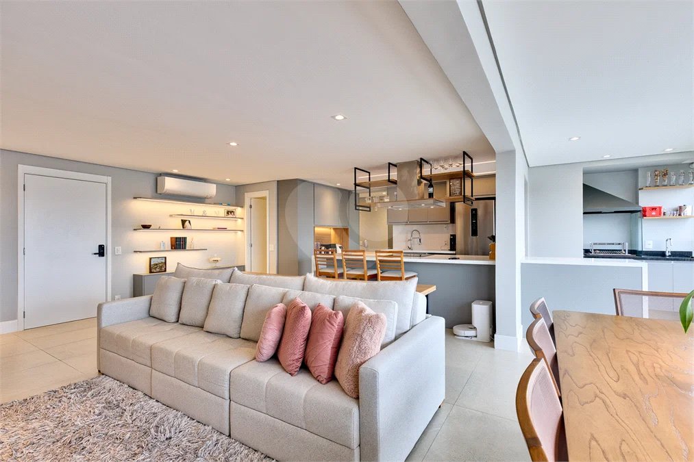 Apartamento à venda com 2 suítes em Santo Amaro, São Paulo, SP