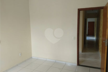 Casa térrea para venda no Azulville