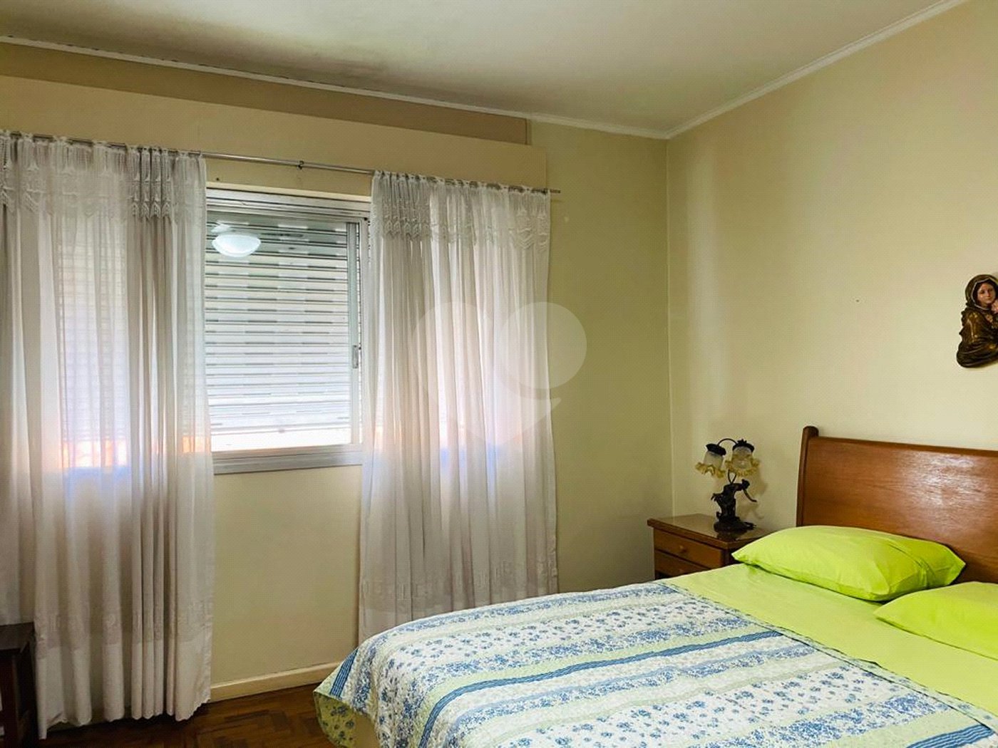 Sobrado à venda com 5 quartos, sendo 1 suíte, em Interlagos, São Paulo, SP