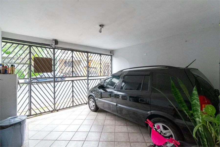 Casa à venda com 177m², 3 quartos e 2 vagas