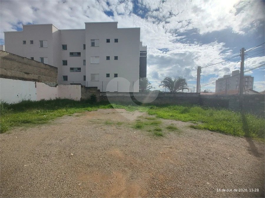 Terreno em Atibaia com 600 metros, pronto para construir, perfil para projetos residenciais e comerciais, excelente localização