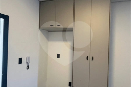Casa Assobradada com 3 suítes na Vila Thais em Atibaia