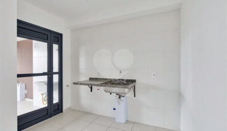 Apartamento à venda com 2 quartos, sendo 1 suíte,  em Alto da Boa Vista, São Paulo, SP