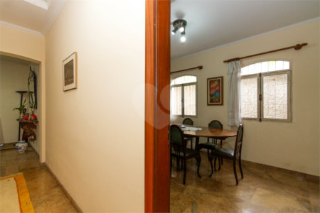 Casa Térrea com 2 quartos 5 vagas e terreno de 500m² no Brooklin