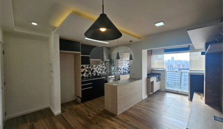 Apartamento à venda ou para alugar com 2 quartos, sendo 1 suíte,  em Chácara Santo Antônio (zona Sul), São Paulo, SP