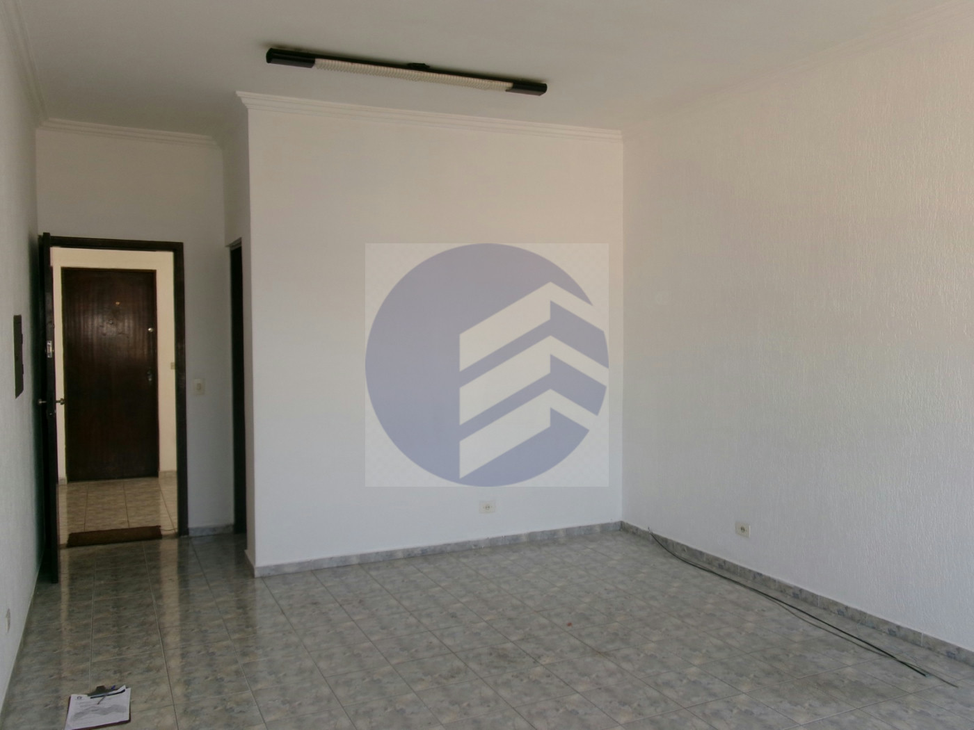 Excelente Sala Comercial para Locação – 23,5 m² na Av. Eid Mansur Cotia