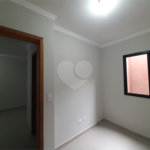 Apartamento VENDER na Vila Nivi, com 37m2, 2 quartos, 2 banheiro, sala, cozinha, SEM vaga