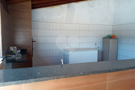 Maravilhosa chácara no Aracê de Santo Antonio recém construída, com uma construção de 230m²