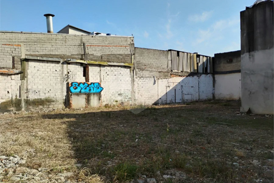 Terreno de 828 m² à venda no Ipiranga — Excelente oportunidade para investidores!